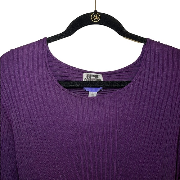Kahlana Garfield Crewneck Twisted Open Back Purple Sweater Size: 3X - Picture 5 of 7
